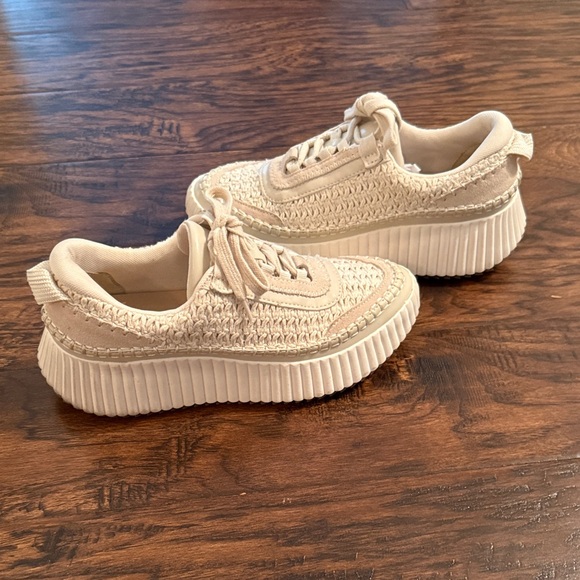 Dolce Vita Tan Dolen Platform Sneakers - Picture 3 of 7